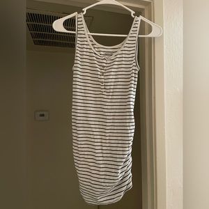 Old navy maternity tank